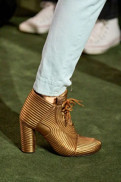 Look 79